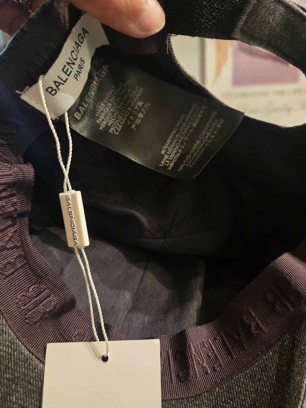 NWT Bal Black Denim Cap - Picture 3 of 4